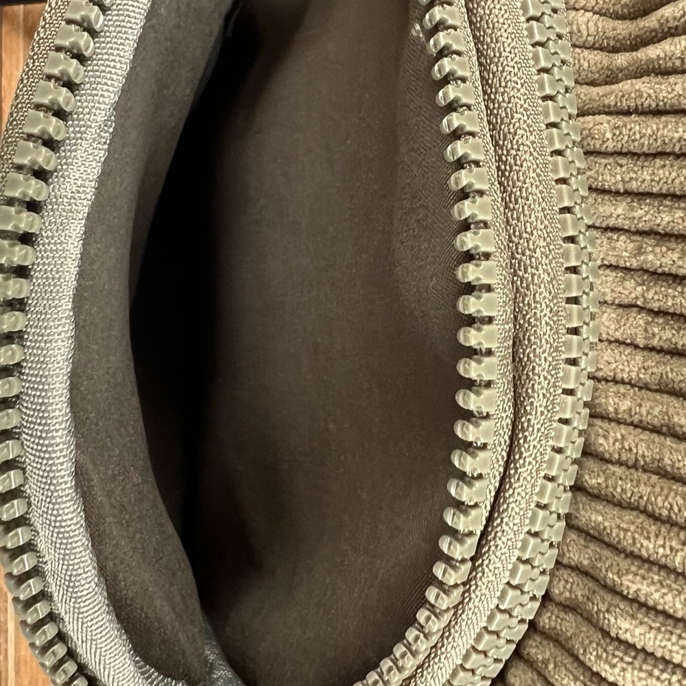 Haute Hippie Olive Corduroy Sling Bag – Gold Hardware, Striped Strap - Picture 6 of 12